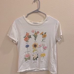Fifth Sun Flower graphic tee with flower names